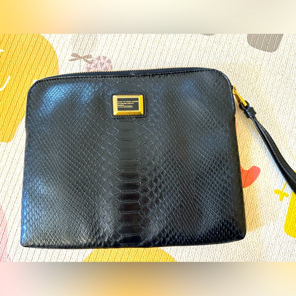 Marc By Marc Jacobs Bags Marc Jacobs I Pad Pouch/ Clutch